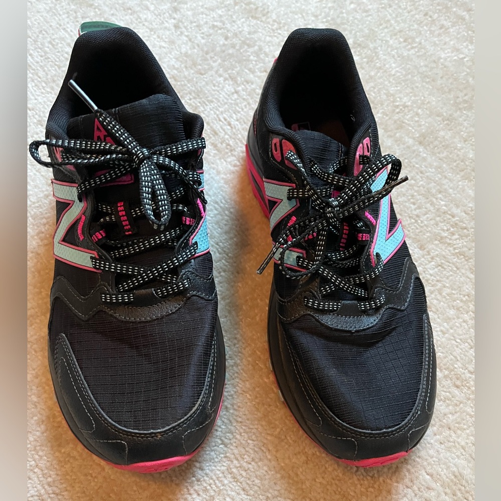 New balance sneakers, size 11